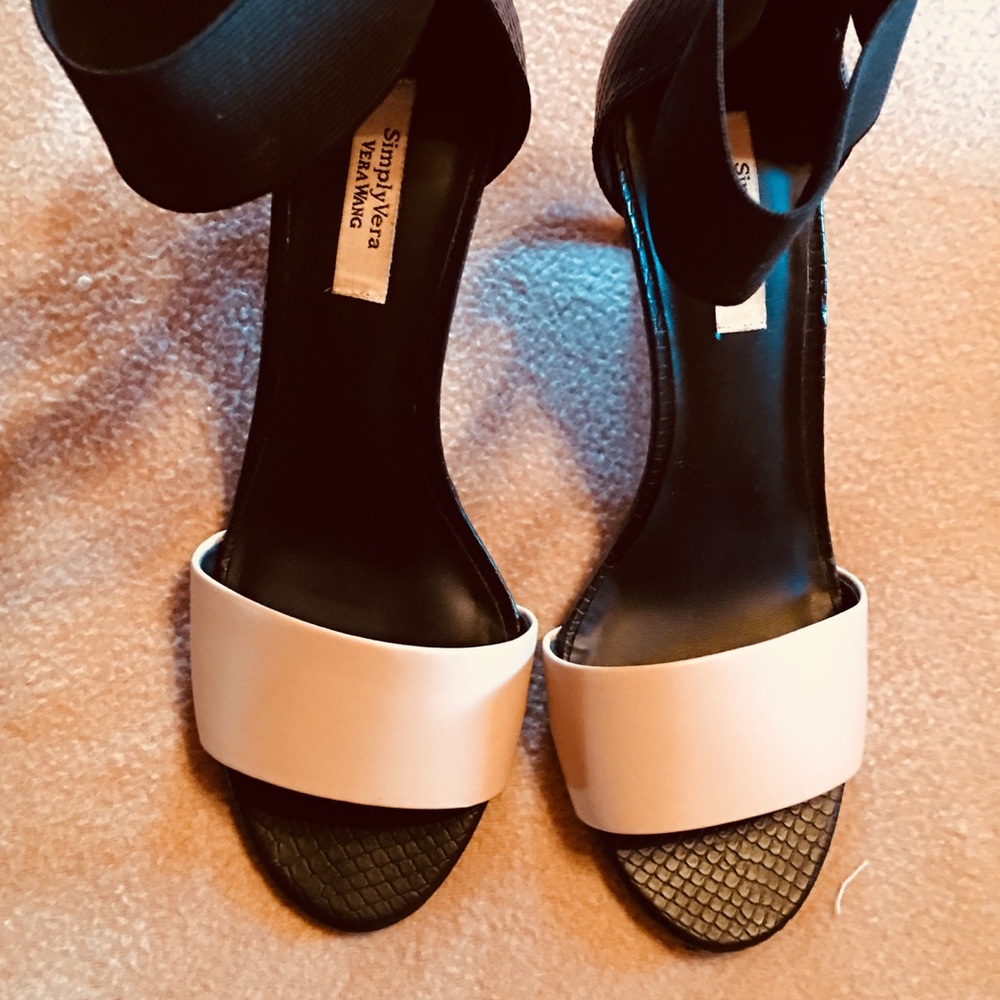 Simply Vera Vera Wang High Heels